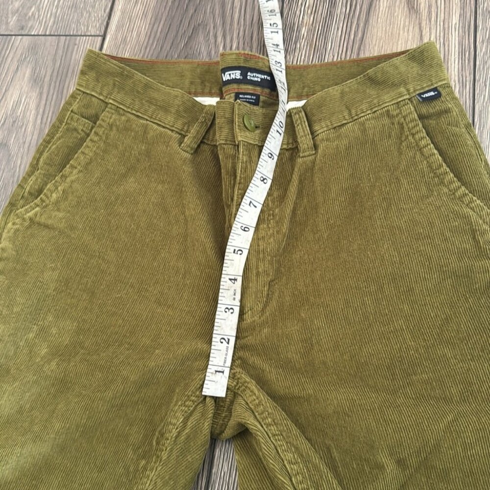 Authentic Chino Cord Relaxed Pant size 30 in olive green - Picture 4 of 6